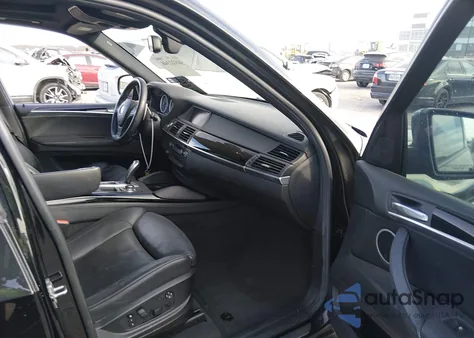 2010 BMW X5 M z USA, uszkodzony, nr VIN 5YMGY0C57ALK25568